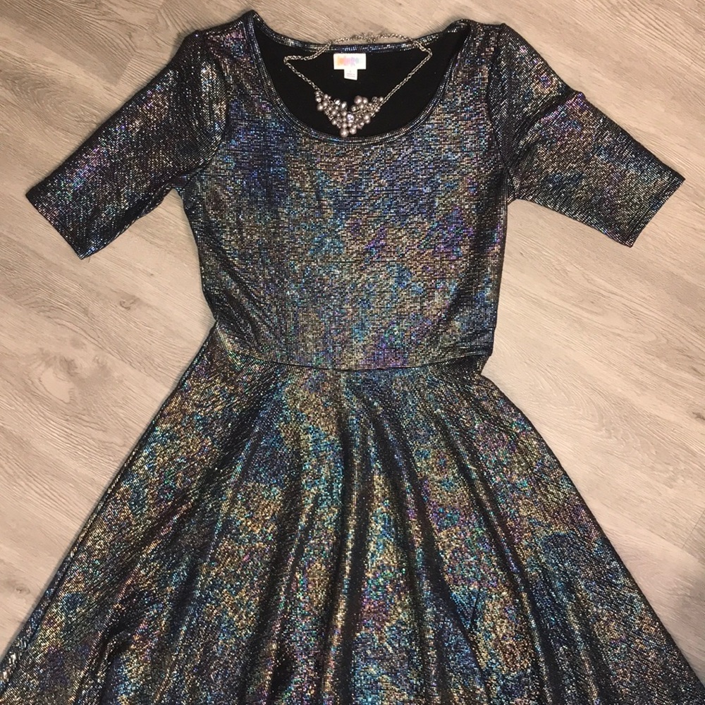 LuLaRoe Elegant Nicole Dress - Large